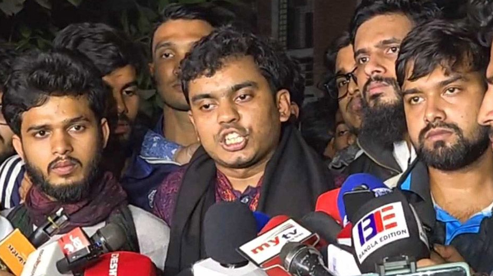 ৭ কলেজ শিক্ষার্থীদের এবার নিউমার্কেট থানা ঘেরাওয়ের ঘোষণা