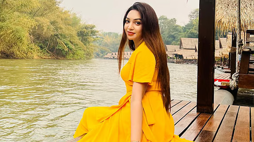 সালমান মুক্তাদির,ক্রিকেটার নাসির ও শেখ সাদীকে নিয়ে প্রভার স্ট্যাটাস