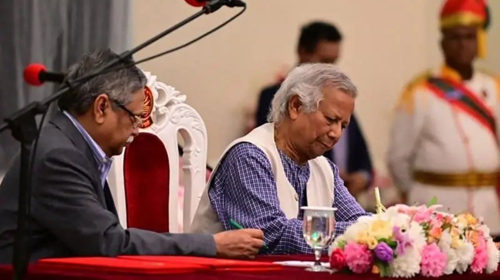 অন্তর্বর্তী সরকারের লম্বা সময় ক্ষমতায় থাকা কি সম্ভব?