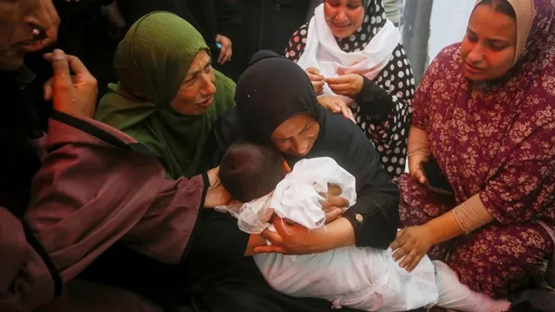 গাজার স্কুলে ইসরায়েলের ভয়াবহ হামলা, নিহত ২০