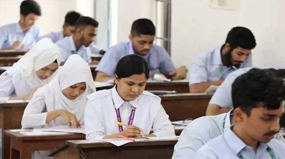 সারাদেশে একযোগে শুরু হলো ২০২৫ সালের এইচএসসি ও সমমান পরীক্ষা
