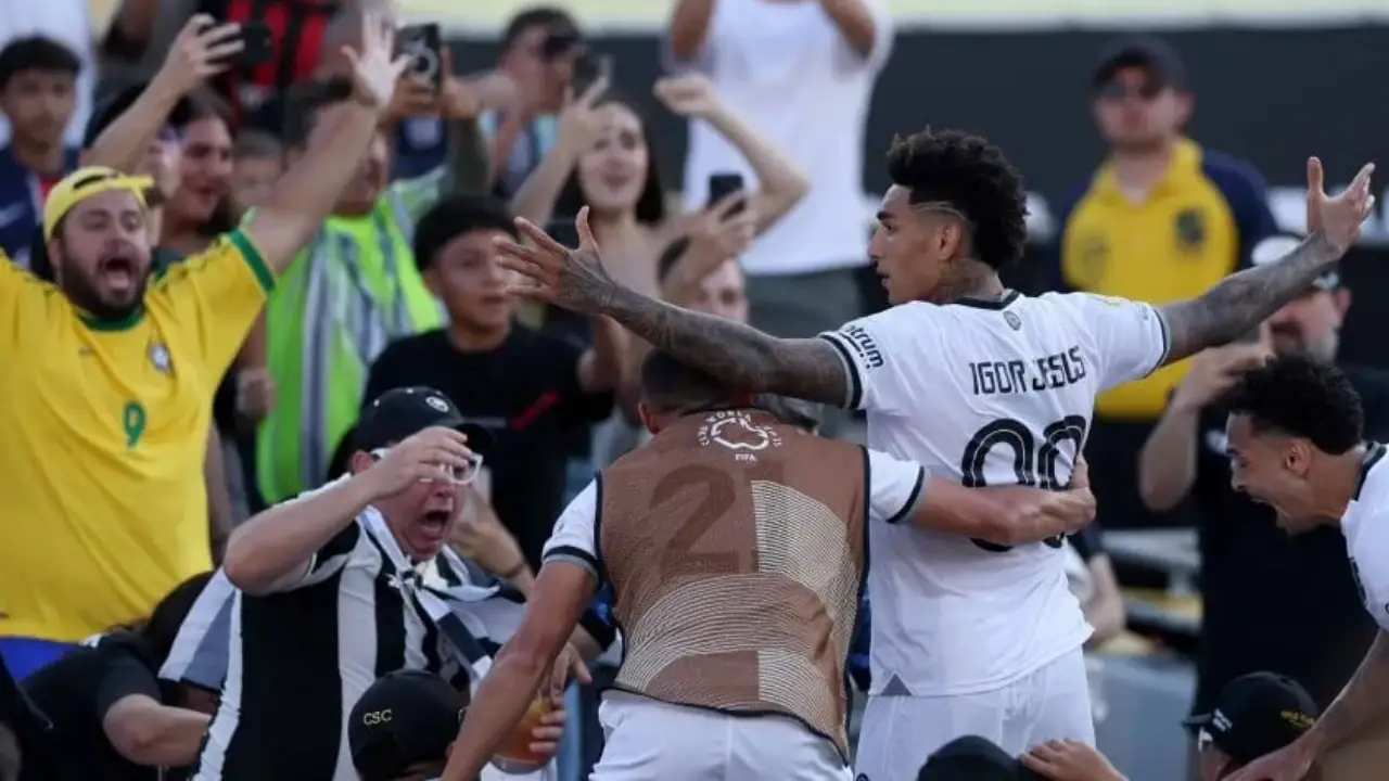 ক্লাব বিশ্বকাপে বড় অঘটন, পিএসজিকে হারিয়ে দিল ব্রাজিলের ক্লাব