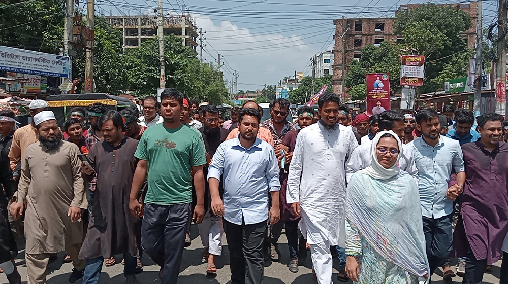 সংস্কারের কোনো রূপরেখায় বিএনপি আমাদের পাশে দাঁড়ায়নি: নাহিদ ইসলাম