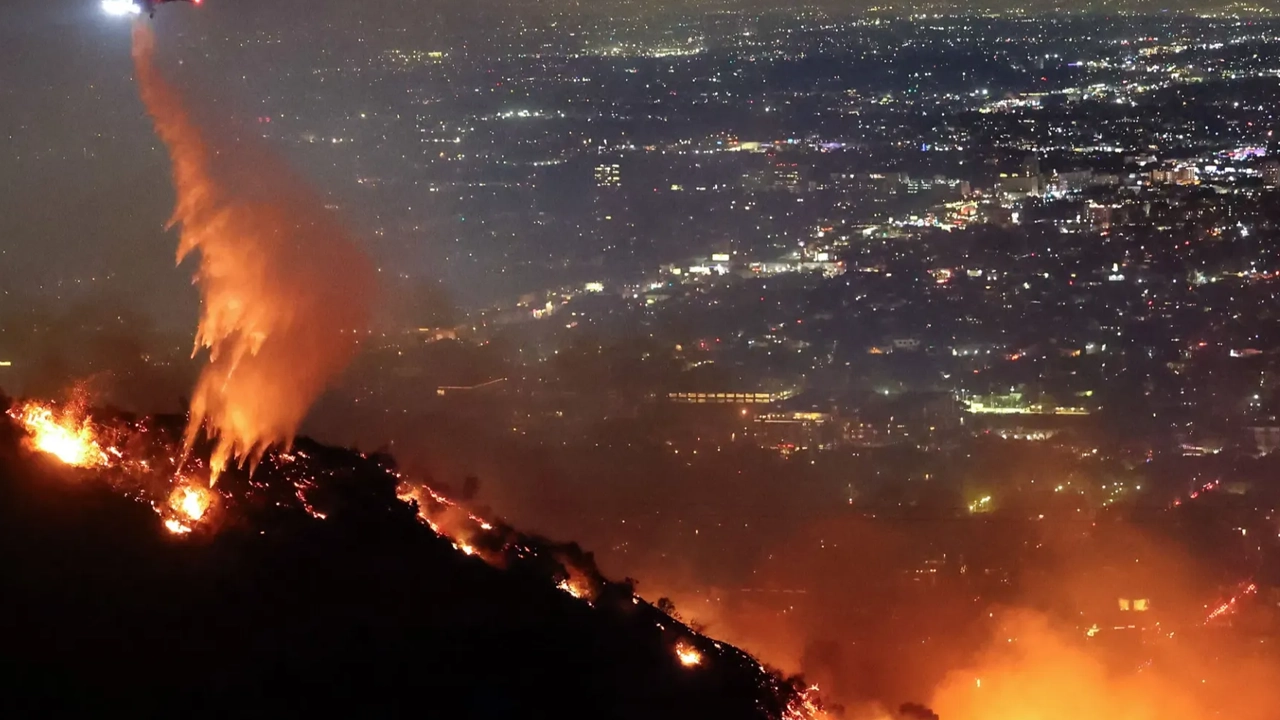 যুক্তরাষ্ট্রের গ্র্যান্ড ক্যানিয়ন ন্যাশনাল পার্কে ভয়াবহ দাবানল