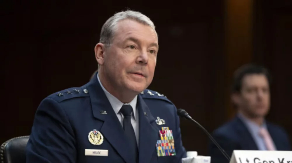 পেন্টাগনের গোয়েন্দা প্রধানসহ তিন উচ্চপদস্থ কর্মকর্তা বরখাস্ত