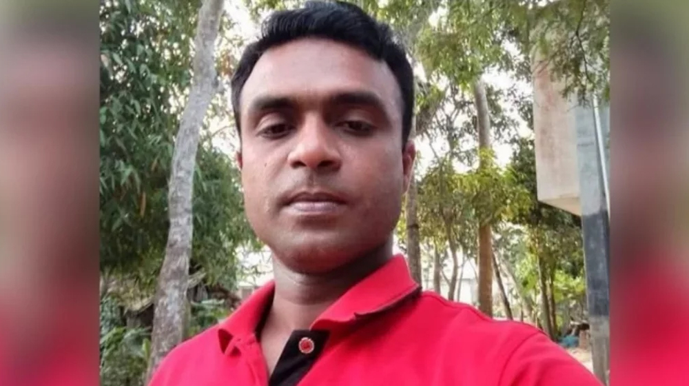 বাসায় ঢুকে যুবদল নেতাকে গলা কেটে হত্যা