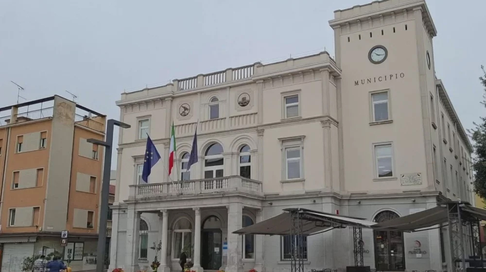 ইতালিতে এমপিকে হত্যার হুমকি, বাংলাদেশি প্রবাসীকে বহিষ্কার