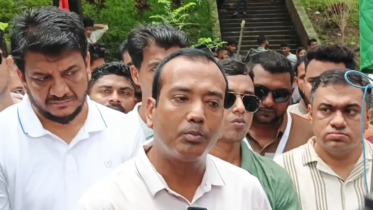 আইন করে শিক্ষাপ্রতিষ্ঠানে গুপ্ত রাজনীতি নিষিদ্ধ করতে হবে : রাকিব