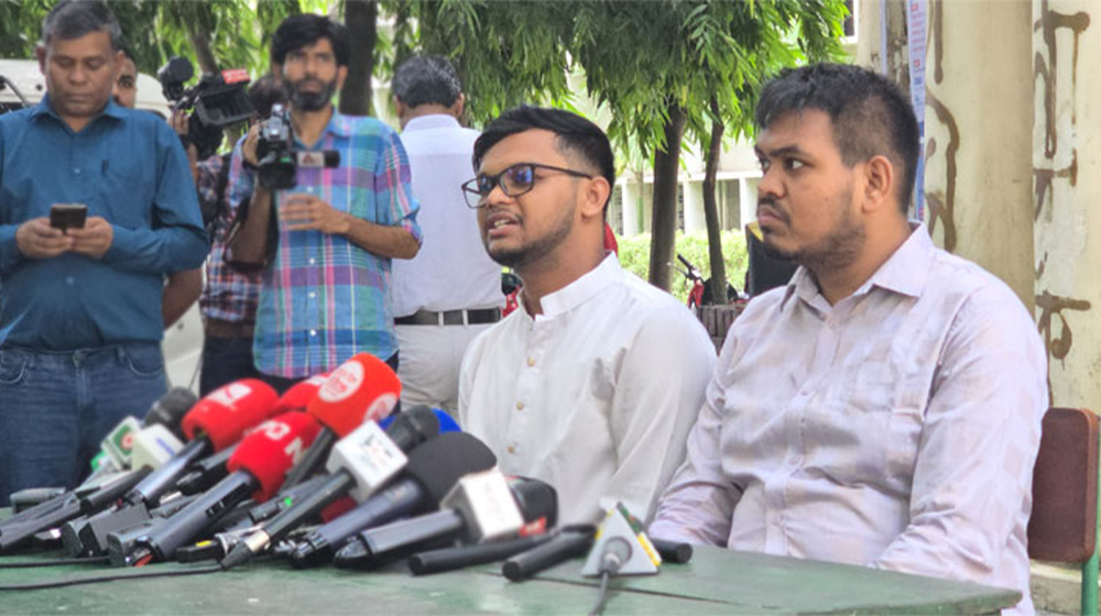 সরে গেলেও ব্যালটে থাকবে মাহিন সরকার, দেওয়া যাবে ভোট