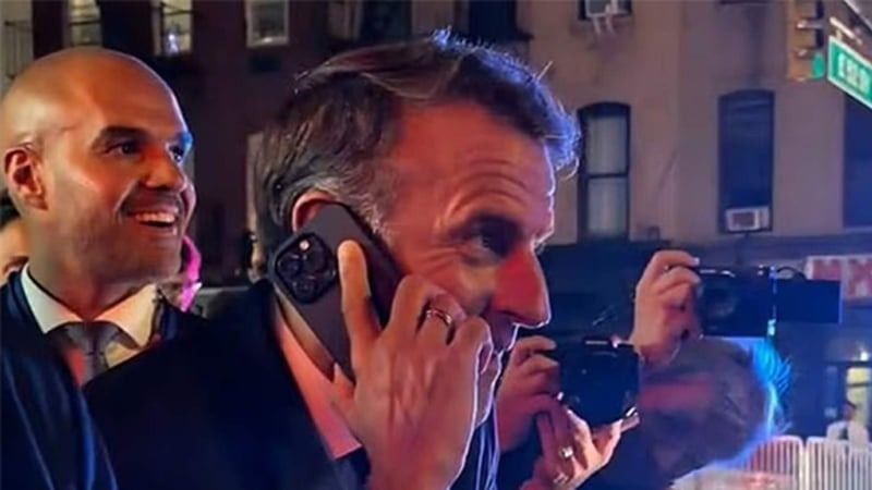 ট্রাম্পের গাড়িবহরে আটকা পড়ে ট্রাম্পকেই ফোন ম্যাক্রোঁর