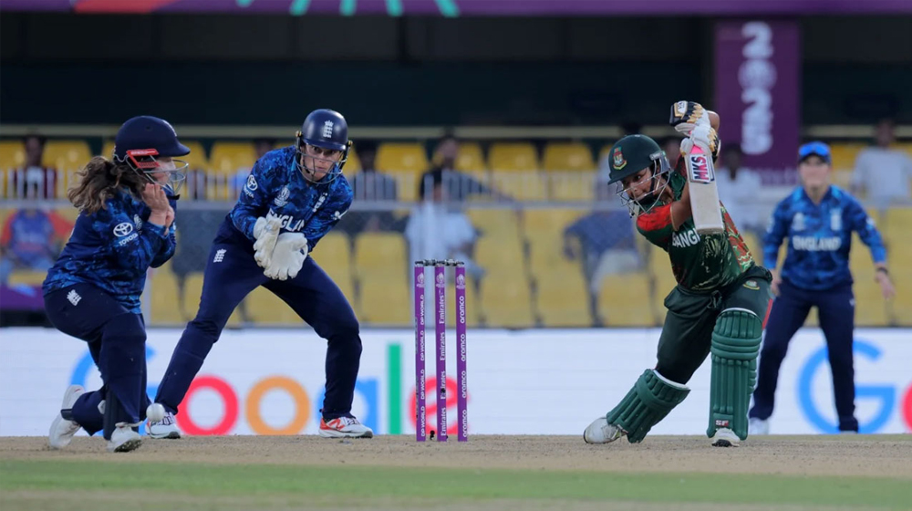 ১৭৮ রানে অলআউট বাংলাদেশ, ব্যাটিংয়ে ইংল্যান্ড