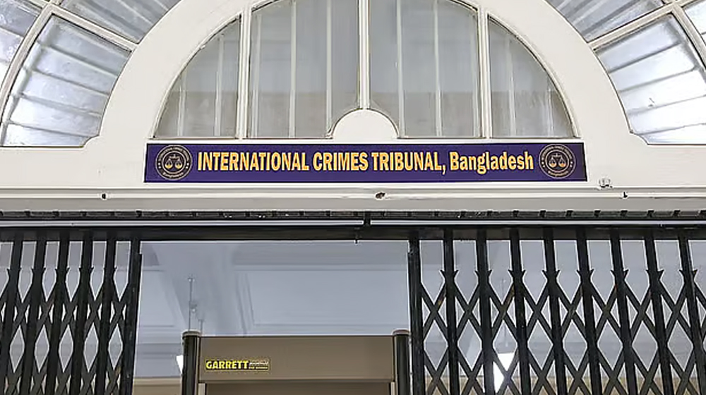 বিচার শেষ না হওয়া পর্যন্ত সেনাকর্মকর্তাদের সেনা হেফাজতে রাখার চিন্তা