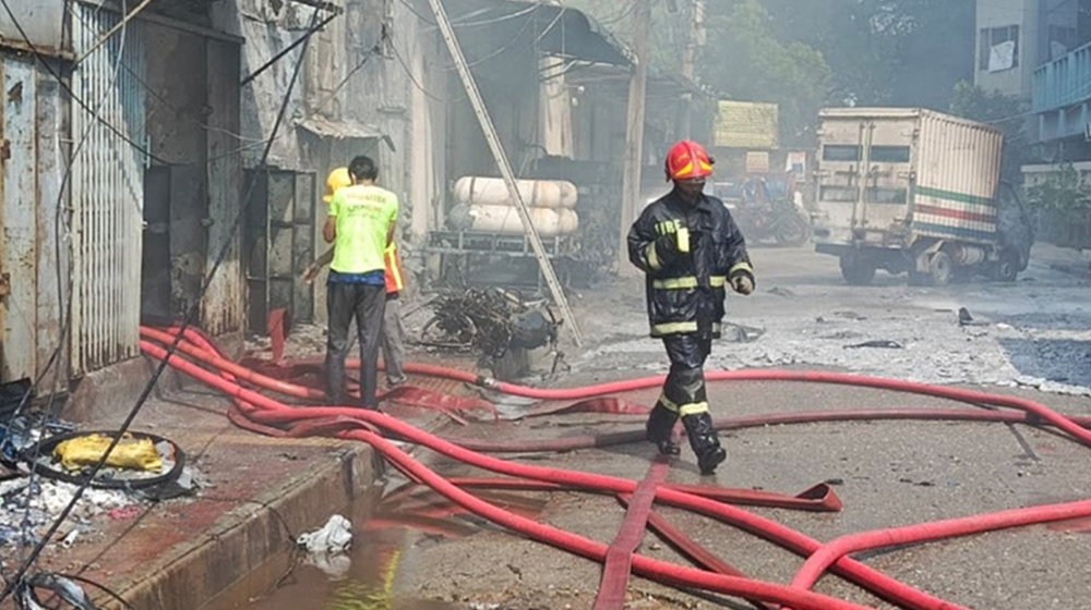 মিরপুরের আগুনে মৃত্যু বেড়ে ১৬