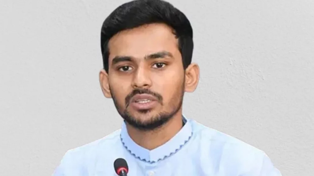 ঢাকা-১০ আসনে ভোটার হচ্ছেন আসিফ মাহমুদ