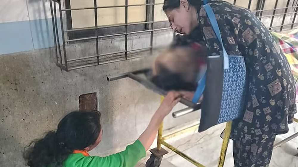 পুরান ঢাকায় প্রকাশ্যে গুলি করে হত্যা: প্রত্যক্ষদর্শীর ভয়াবহ বর্ণনা