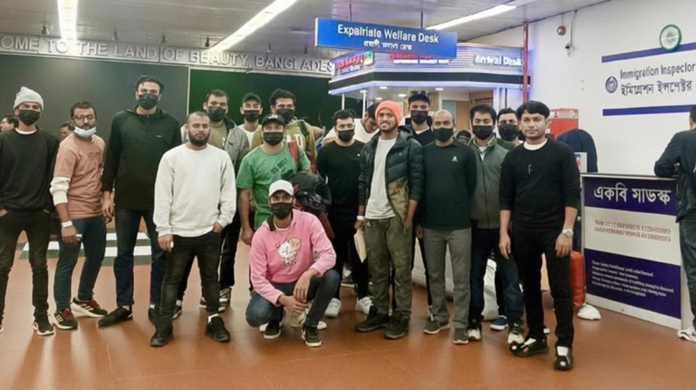 সিরিয়ার দামেস্কে ইসরায়েলের হামলা, নিহত ১৩