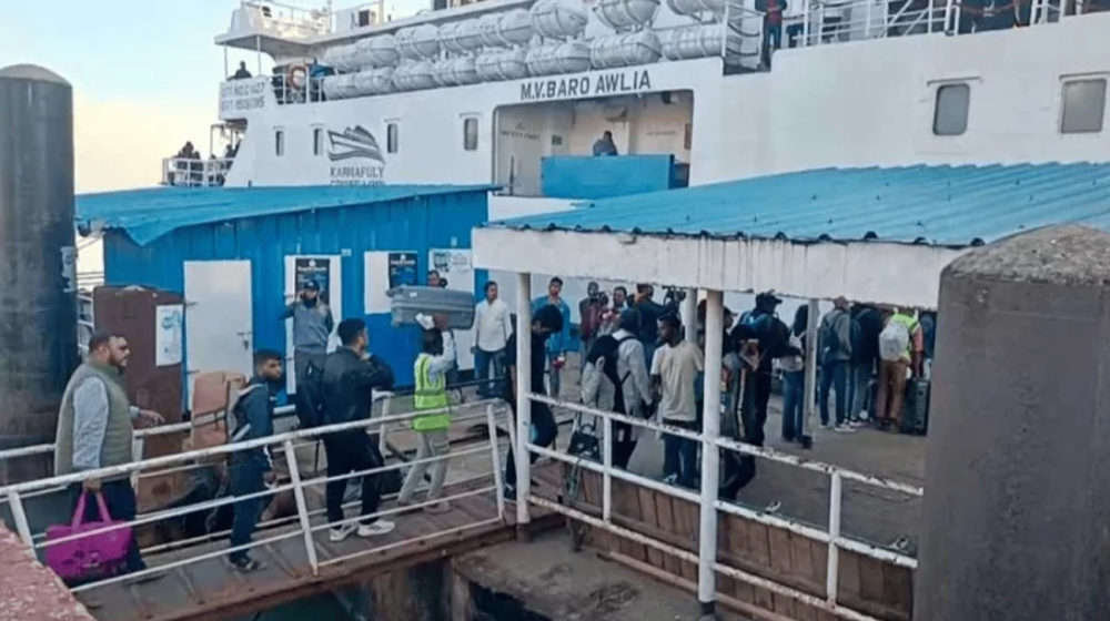 পুনরায় চালু কক্সবাজার–সেন্টমার্টিন নৌরুট, প্রথম দিনে ১,১০০ পর্যটক রওনা