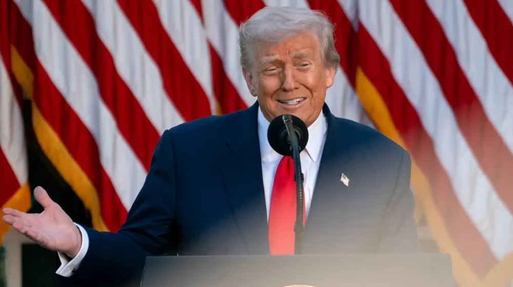 ১৯ দেশের অভিবাসন আবেদন স্থগিত করলো ট্রাম্প প্রশাসন