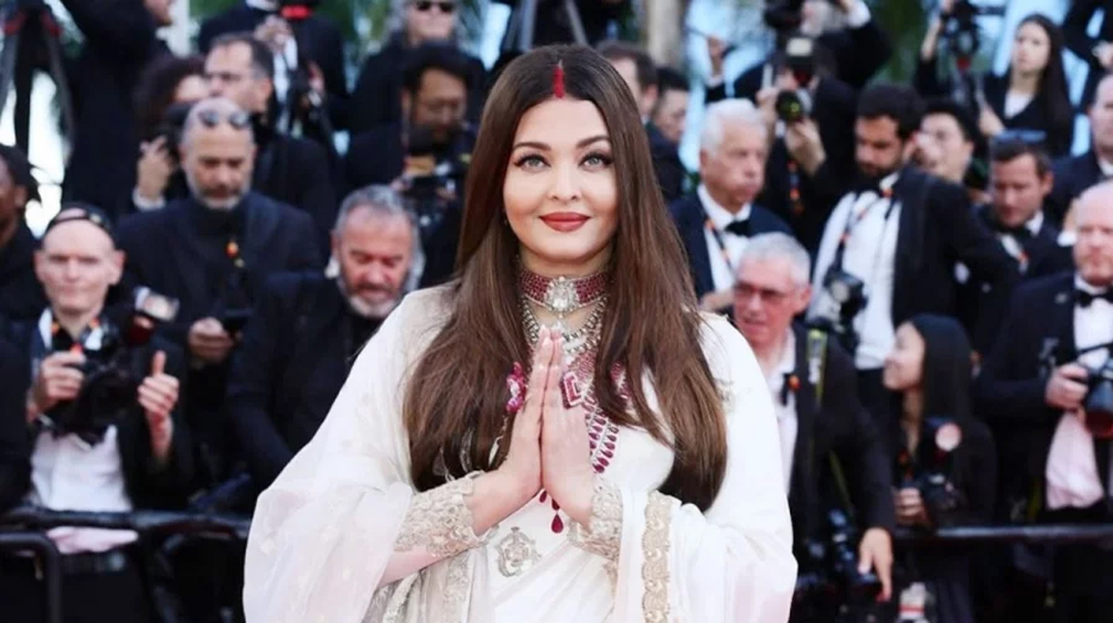 সৌদি আরবের সিনেমা উৎসবে তারার মেলা, আলোচনায় ঐশ্বরিয়া