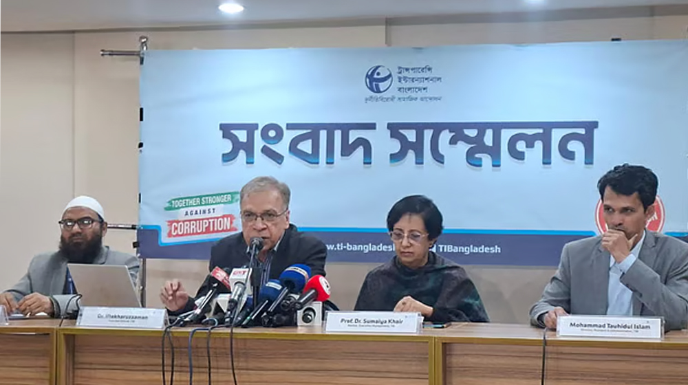 উপদেষ্টা পরিষদের চেয়ে আমলাতন্ত্রের একটি অংশ বেশি প্রভাবশালী: ইফতেখারুজ্জামান