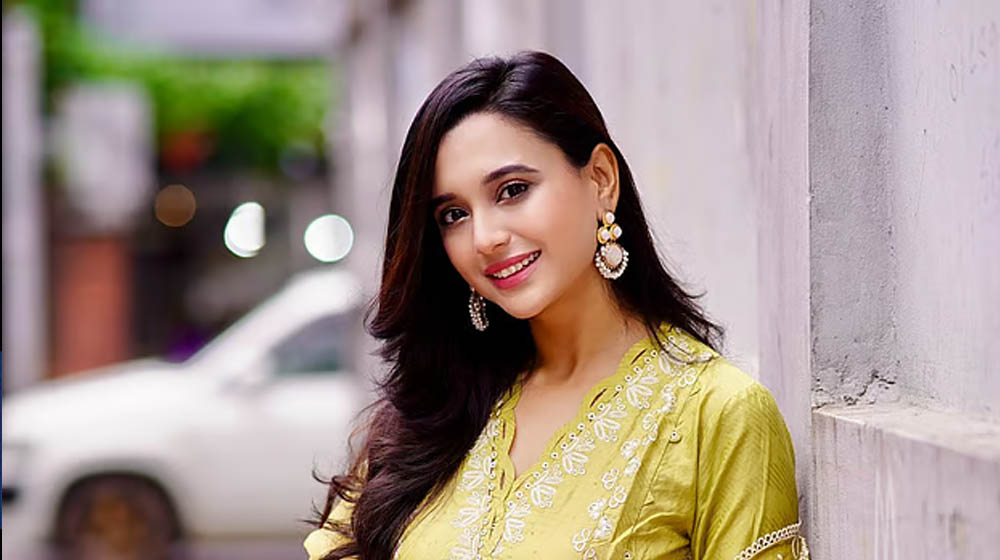 ভুয়া ফটোকার্ড নিয়ে মুখ খুললেন সাবিলা নূর, রাজনৈতিক মন্তব্যের দাবি অস্বীকার