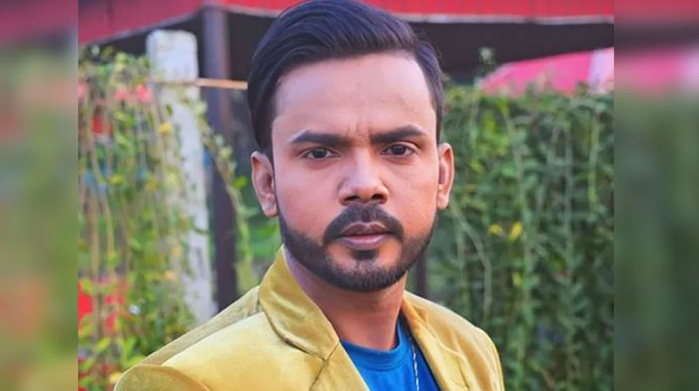 ধর্ষণ মামলা: হিরো আলমের বিরুদ্ধে গ্রেপ্তারি পরোয়ানা