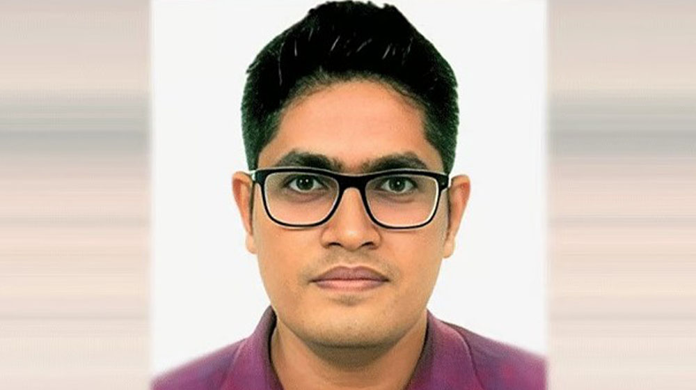 বিশ্ববিদ্যালয় শিক্ষককে গাড়িতে তুলে নিয়ে টাকা লুট