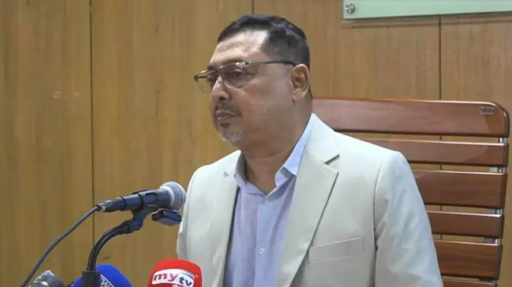 দেশে জ্বালানি তেল মজুদ ‘এক মাসের মত’ আছে: মন্ত্রিপরিষদ সচিব