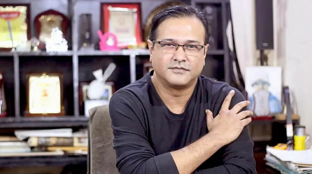 আসিফ আকবরের বিরুদ্ধে অর্থ আত্মসাতের অভিযোগ, রমনা থানায় জিডি