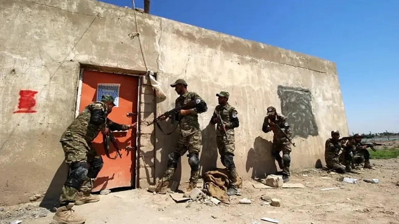 ইরাকের সশস্ত্র গোষ্ঠীর ঘাঁটিতে বিমান হামলা