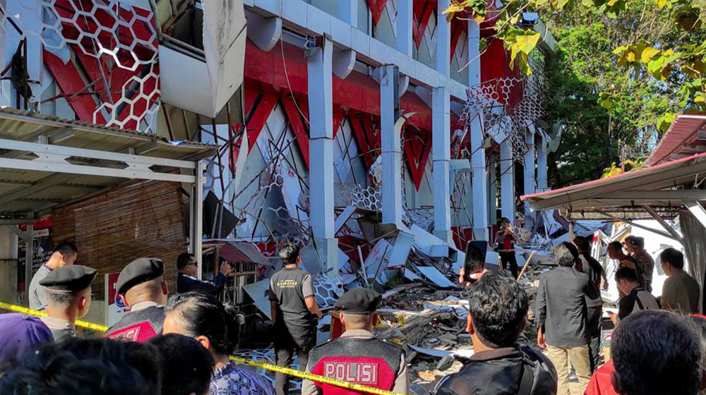 ইন্দোনেশিয়ায় ৭ দশমিক ৬ মাত্রার ভূমিকম্প, নিহত ১