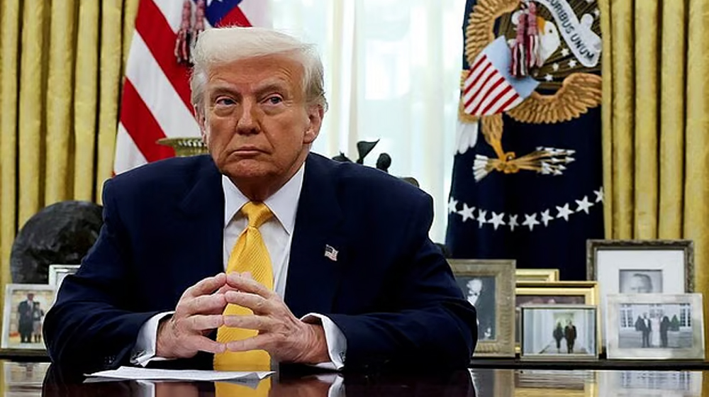 উপযুক্ত সময়ে ইরানকে শেষ করে দেওয়ার হুমকি ট্রাম্পের