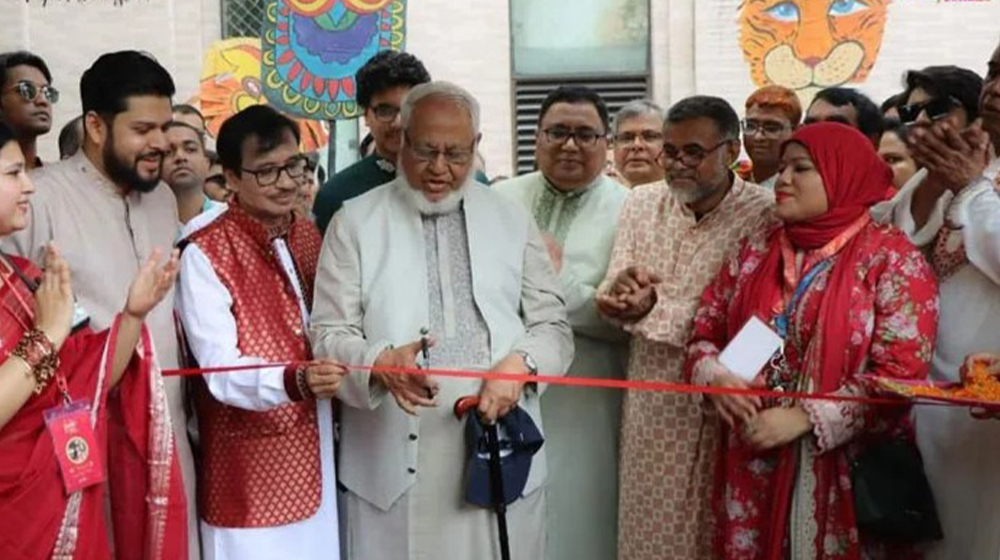 বর্ণিল আয়োজনে নর্থ সাউথে হলো ‘বৈশাখী মেলা ১৪৩৩’