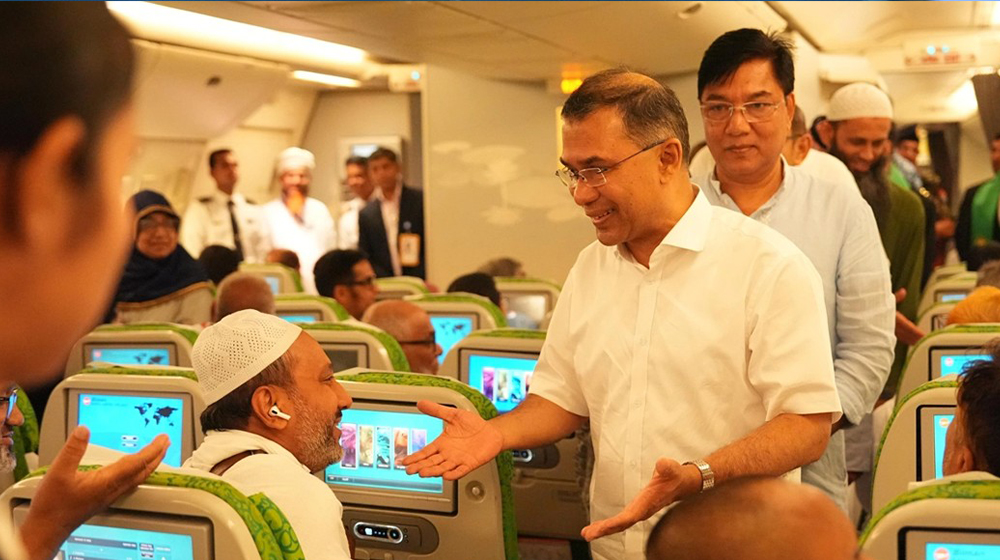 দেশের জন্য দোয়া করবেন, হজযাত্রীদের প্রধানমন্ত্রী