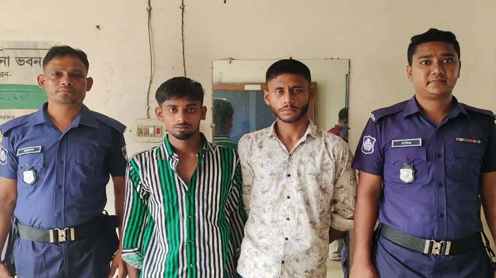 কুষ্টিয়ায় দরবারে হামলা ও পীর হত্যা মামলায় দুইজন গ্রেপ্তার