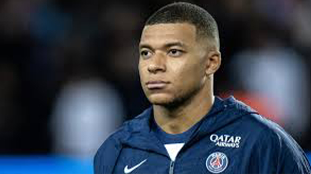 এমবাপ্পের চোটে শঙ্কা, এল ক্লাসিকোতে খেলা অনিশ্চিত