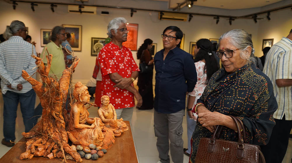 আলিয়ঁস ফ্রঁসেজ দ্য ঢাকাতে চলছে ‘বাংলার বুদ্ধ প্রদর্শনী’