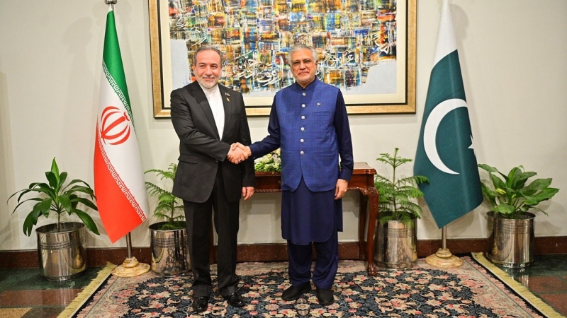 পাকিস্তান সফরে যাচ্ছেন ইরানের পররাষ্ট্রমন্ত্রী, দ্বিতীয় দফা আলোচনা শুরুর ইঙ্গিত?