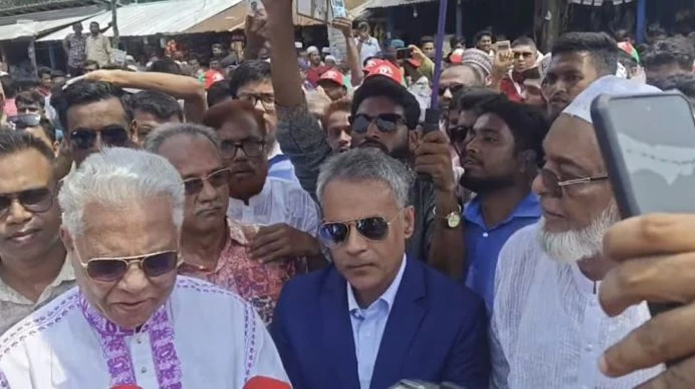 বাউফলে সেতুর সম্ভাব্যতা পরিদর্শনে এসে বিএনপির কর্মী–সমর্থকদের বিক্ষোভের মুখে মন্ত্রী রবিউল