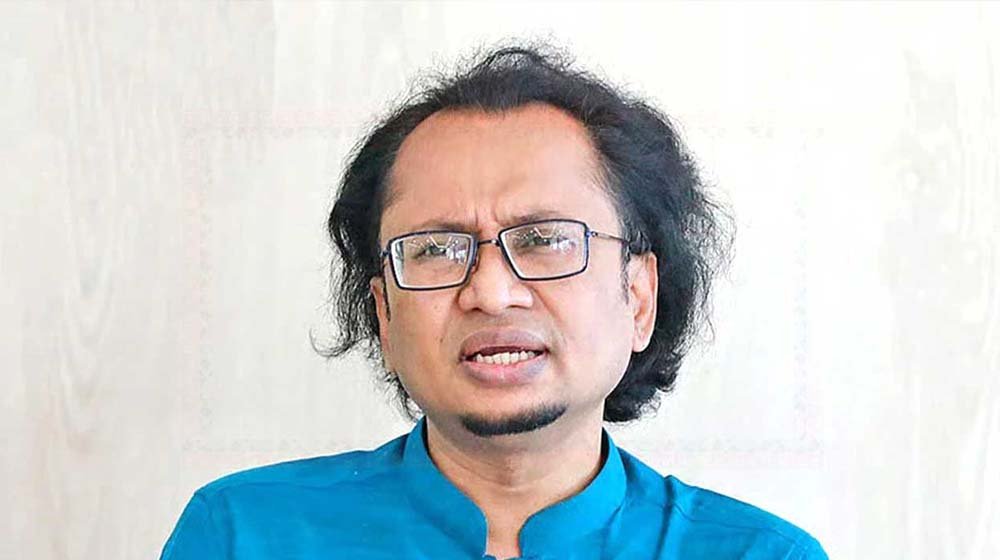 ঢাকা ফিরেছেন প্রধানমন্ত্রীর তথ্য উপদেষ্টা ডা. জাহেদ
