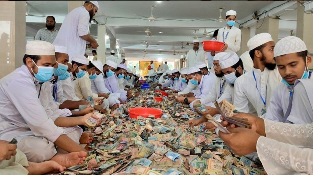 পাগলা মসজিদের দানবাক্সের টাকা রেকর্ড ছাড়াল
