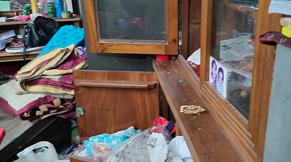 ডাকাতির উদ্দেশ্যে এসে নারীকে হাত-পা বেঁধে মাথায় বস্তা পেঁচিয়ে হত্যা