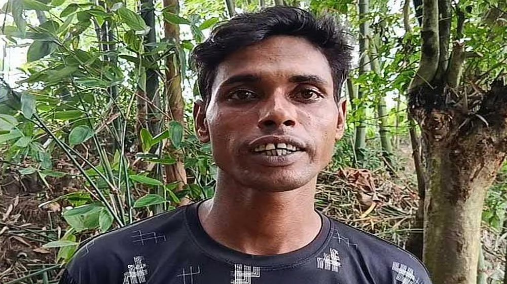 নেত্রকোণায় ঘরে মিলল যুবকের গলাকাটা লাশ