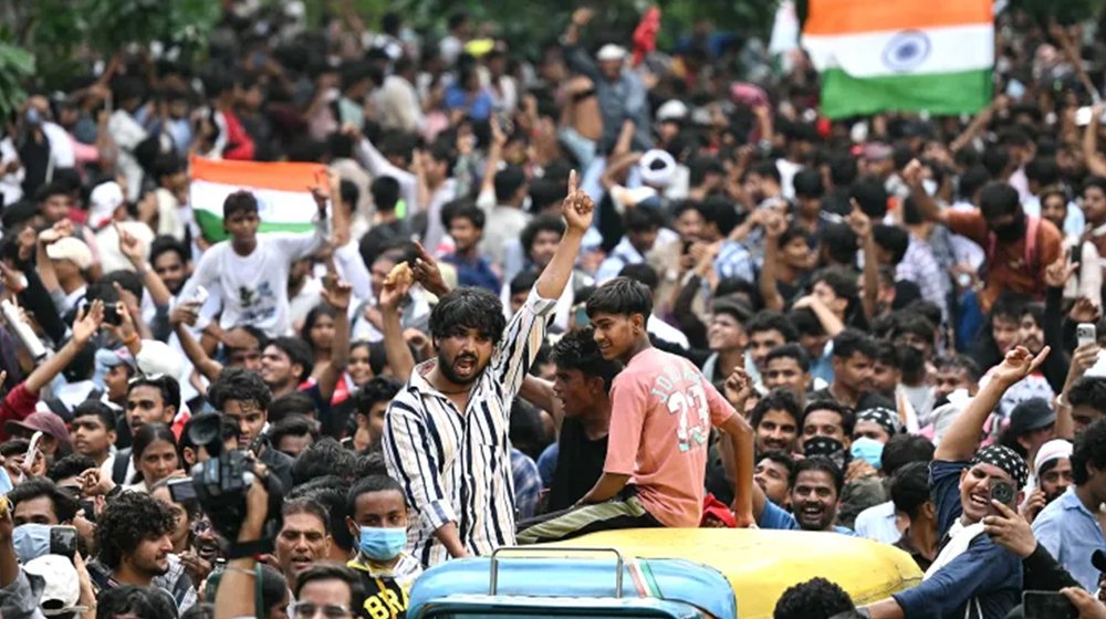 জেন-জি’র দাপটে তরুণদের নজিরবিহীন জয়, মন্ত্রীর বিদায়ের পর এবার নিশানা কে?
