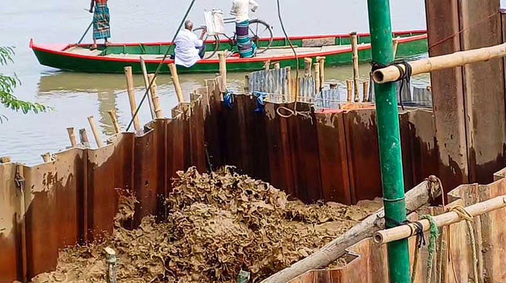 কিশোরগঞ্জে লাইনের ছিদ্র মেরামতে ৩ দিন গ্যাস বন্ধ, ভোগান্তিতে গ্রাহকরা