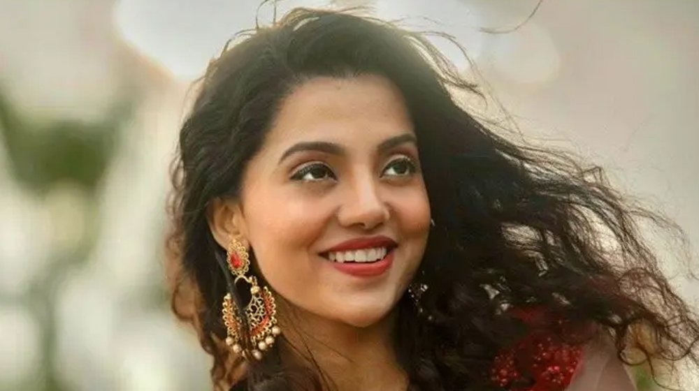 মাত্র ২৭ বছরেই চিরবিদায় অভিনেত্রী অনন্যা রাজের