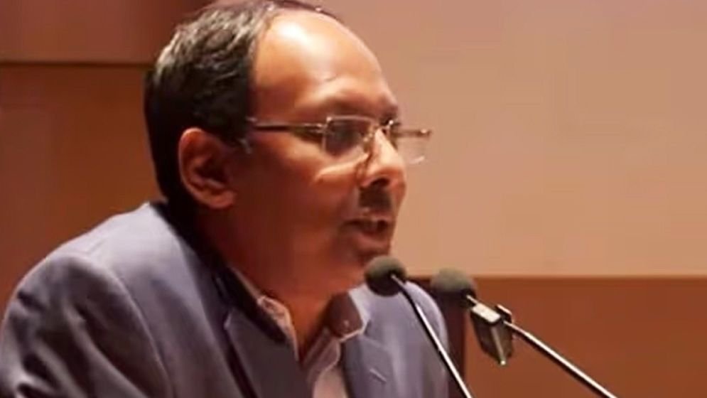 পিএসসির নতুন চেয়ারম্যান অধ্যাপক মোহাম্মদ নাজমুজ্জামান ভূঁইয়া