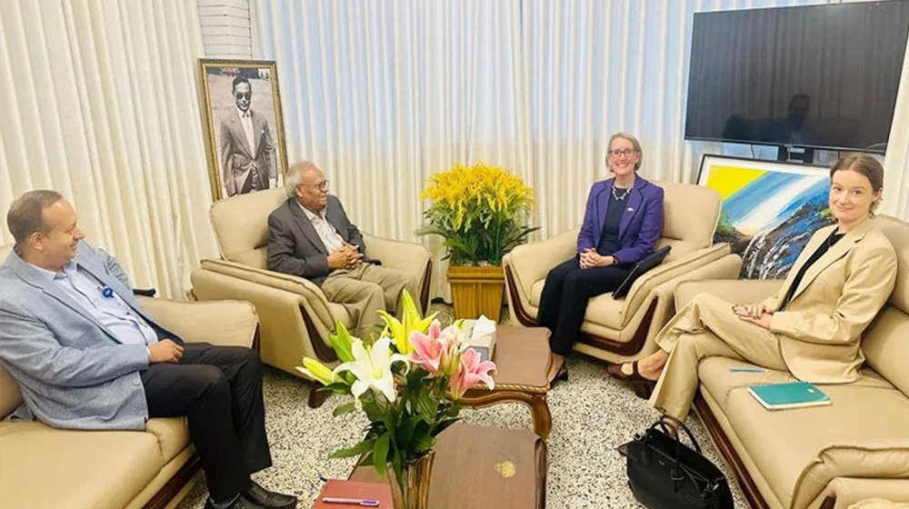বিএনপির ভারপ্রাপ্ত মহাসচিবের সঙ্গে ব্রিটিশ হাইকমিশনারের সাক্ষাৎ