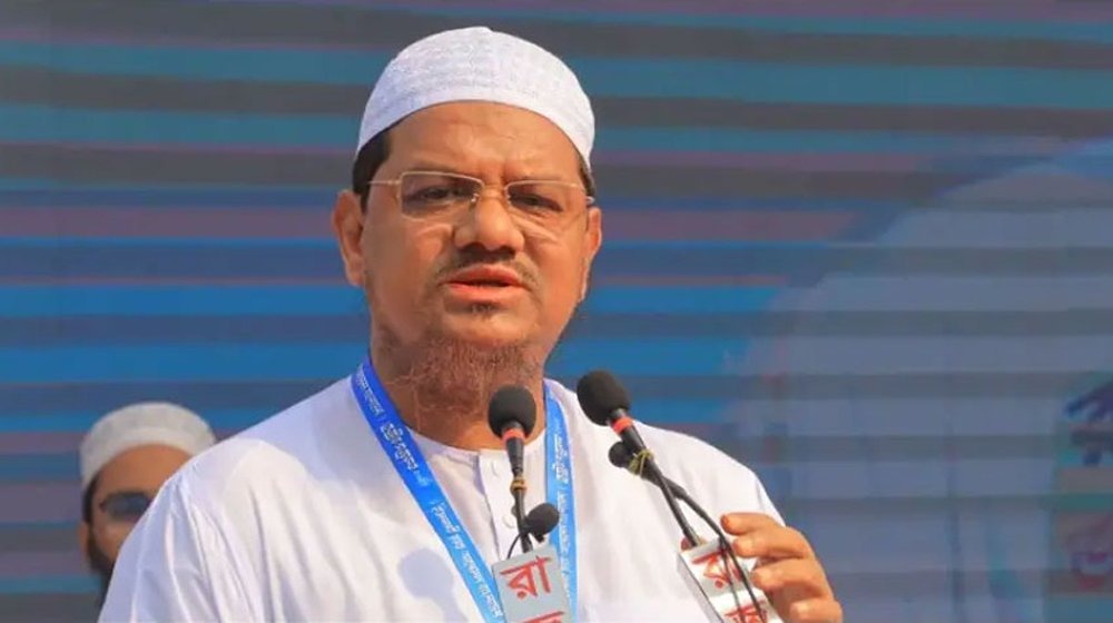 বিএনপি কথা বলে ভালো, কিন্তু তাদের শাসনামলে মানুষ ভালো থাকে না: চরমোনাই পীর