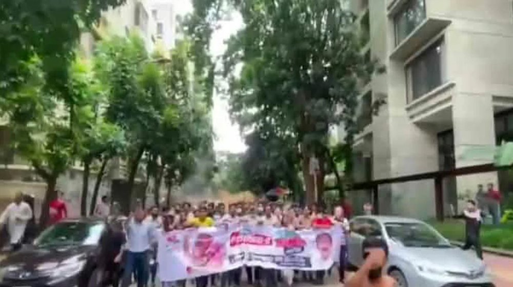 ধানমন্ডি ২৭-এ নিষিদ্ধ আওয়ামী লীগের ঝটিকা মিছিল, আটক ৩